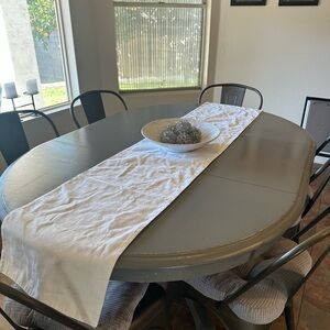 kate spade New York Ivory Larabee Dot Winter Holiday Table Runner